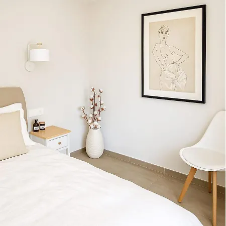 Daire Andriana's 3-bedroom Countryside Retreat *